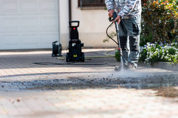 Why Choose Our Certified Pressure Washing Experts for Your Project Needs in St Paris, OH?